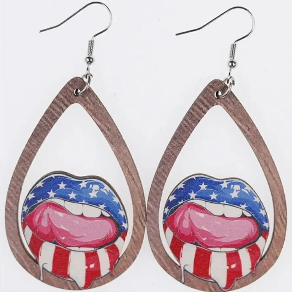 New patrotic lips earrings fun whimsical kawaii kiss july 4th 2/$20 | NWOT